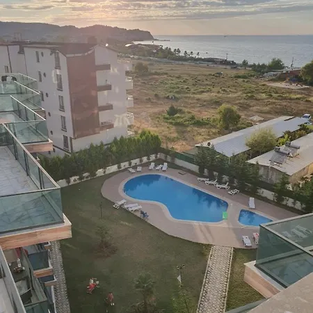 Karsiyaka Apart